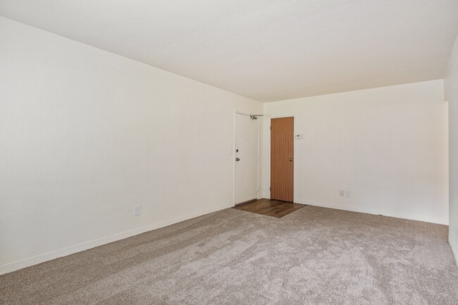 Building Photo - Oakview Apartments