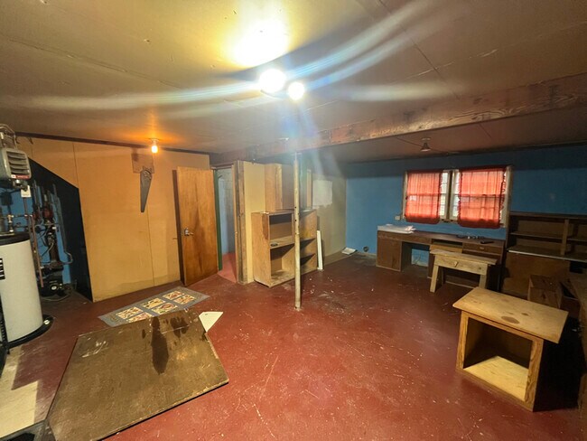 Foto del edificio - 66 Haywardville Rd