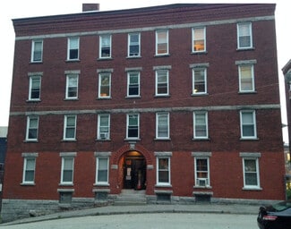 Building Photo - 24 Eden St