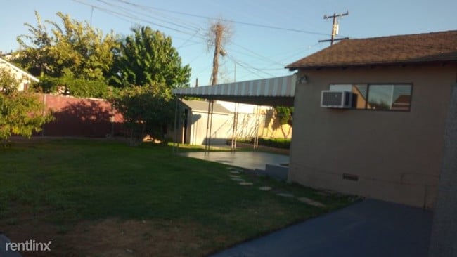 Building Photo - 3 br, 1.5 bath House - 15016 Wadkins Ave