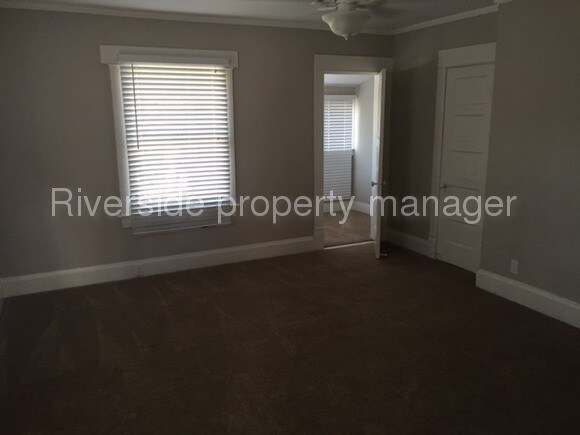 Foto del edificio - 290 S Olive St
