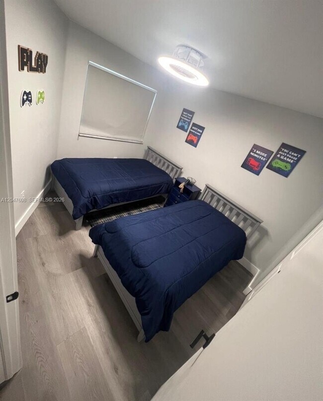 Foto del edificio - 8715 SW 152nd Ave