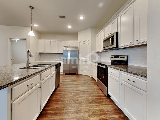 Building Photo - 11469 Fox Hollow Ct