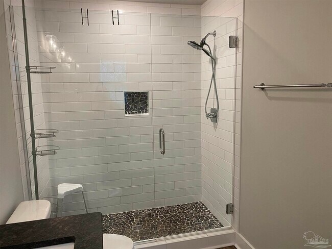 Foto del edificio - 291 Junction Ave