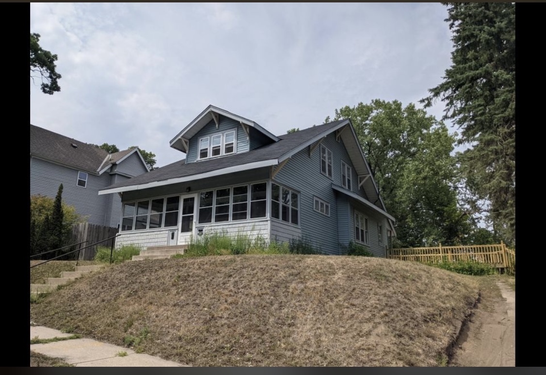 Primary Photo - 519 Belvidere St E