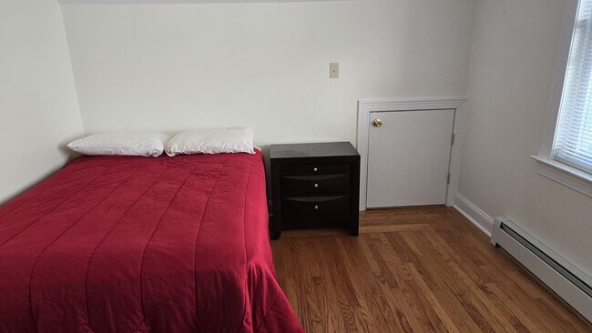 Dormitorio - 47 Hotchkiss St