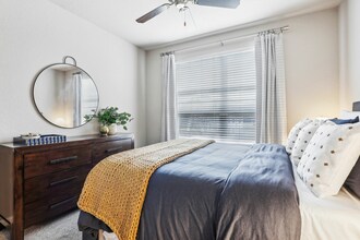 50-web-or-mls-100 Myrtle St - Unit 310 - 014.jpg - Weston Park at Longwood Station