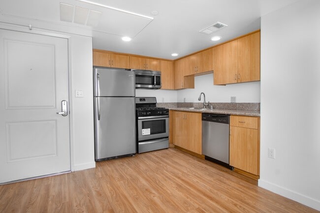 Foto del edificio - 13429 Vanowen St