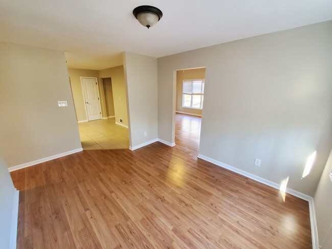 Dining Room - 503 Burns Ct SW