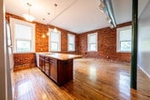 Primary Photo - 1422 Lyon St