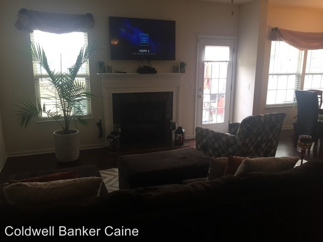 Building Photo - 3 br, 2.5 bath House - 22 Irvington Drive