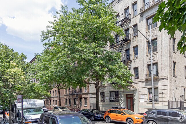 Building Photo - 531 W 156th St