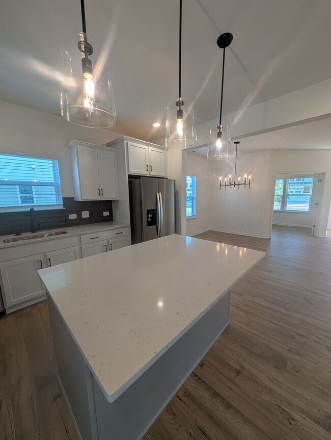 Foto del edificio - NEW CONSTRUCTION 3BD/2.5 Home in Stonebrid...