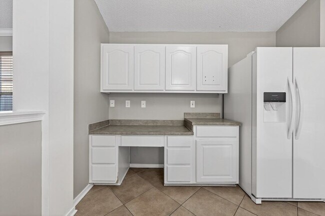 Foto del edificio - 1602 Trent St