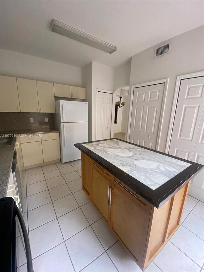 Building Photo - 8451 NW 138th St