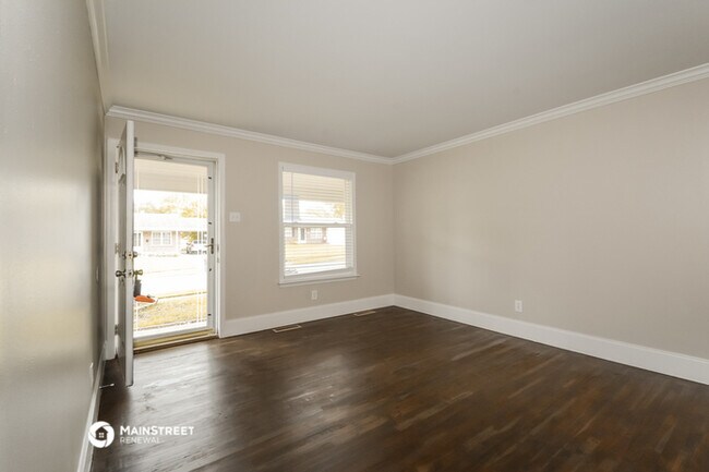 Building Photo - 2495 Teakwood Manor Dr