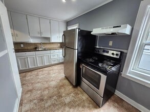 Building Photo - 80 Princess St