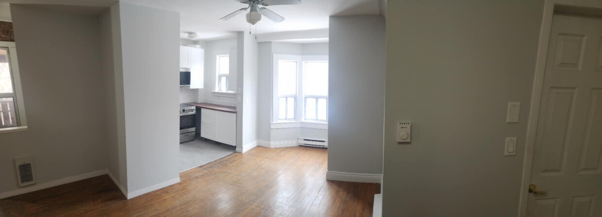 Primary Photo - Beautiful 2 Bedroom in Leslievilel