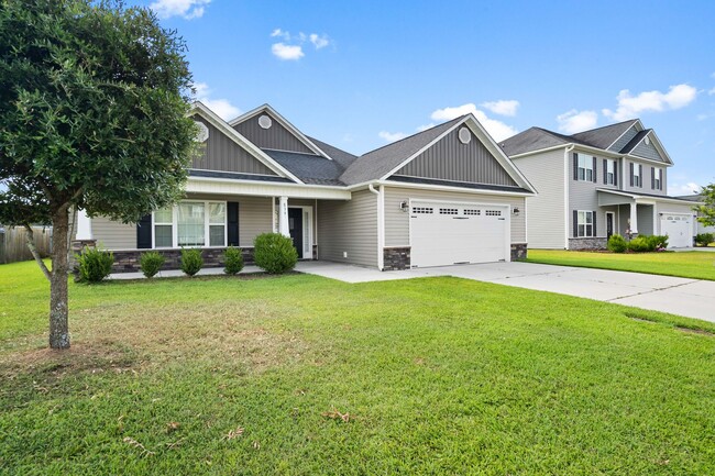Building Photo - 4 bedroom in Carolina Plantations