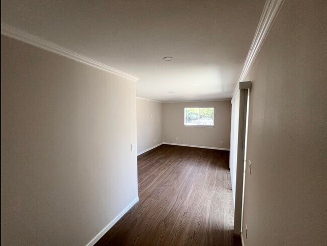 Foto del edificio - Spacious ADU For Rent in Carmichael, CA
