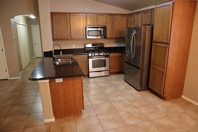 Building Photo - 1426 Bonnie View Pl