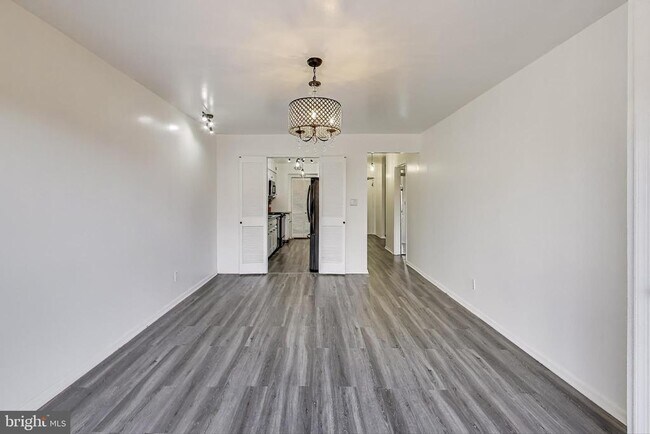 Foto del edificio - 1001 26th St NW