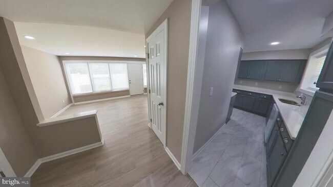 Building Photo - 2050 Nike Dr