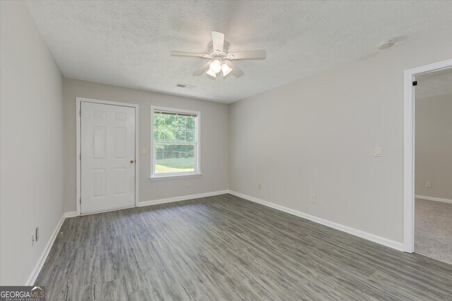 Foto del edificio - 265 Shady Marsh Trail