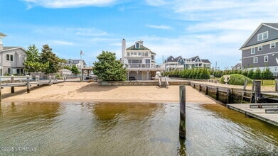 Building Photo - 406 Ocean Ave