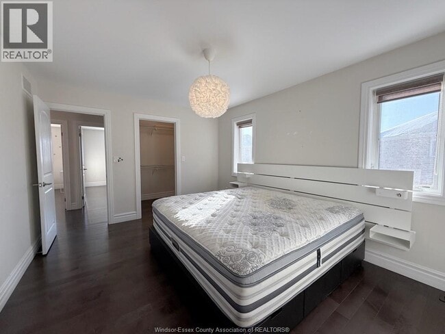 Building Photo - 4000 Zanzibar Ct