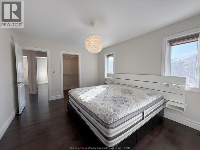 Photo du bâtiment - 4000 Zanzibar Ct