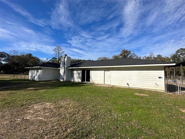 Building Photo - 636 County Rd 3731