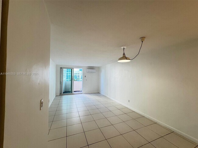 Foto del edificio - 505 NE 30th St