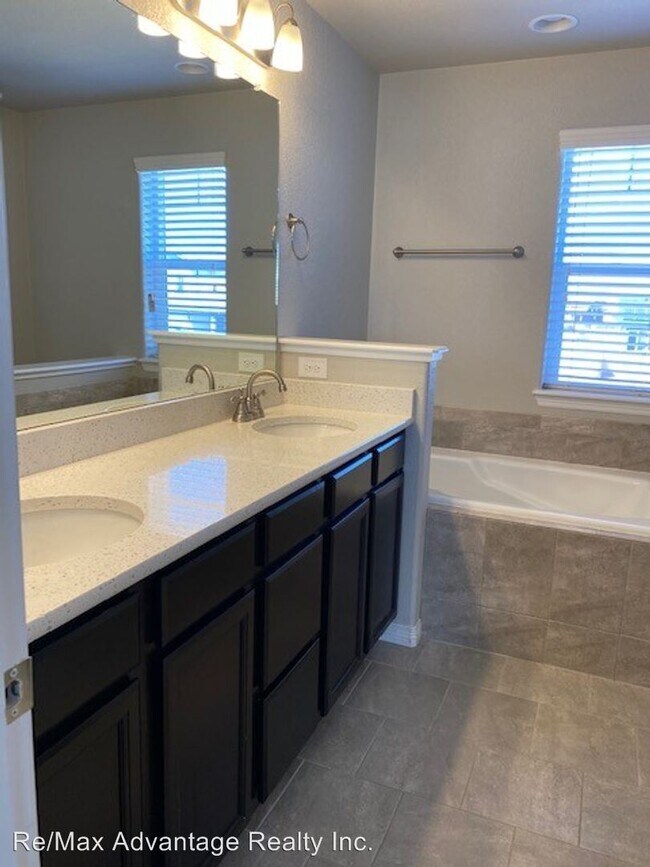 Building Photo - 4 br, 3.5 bath House - 6081 Anders Ridge Lane