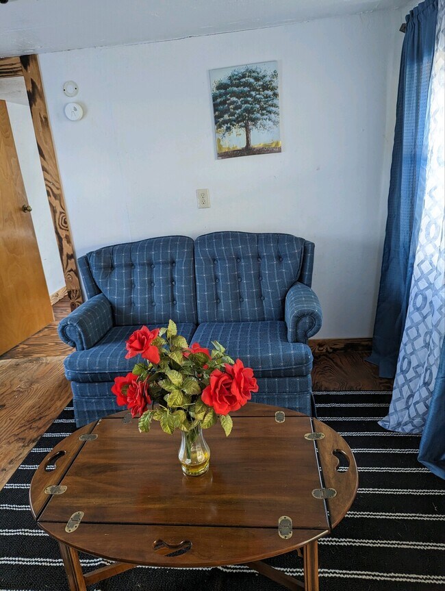 Building Photo - Lawless Mobile Home Park