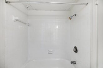 Building Photo - 11715 S Glen Dr