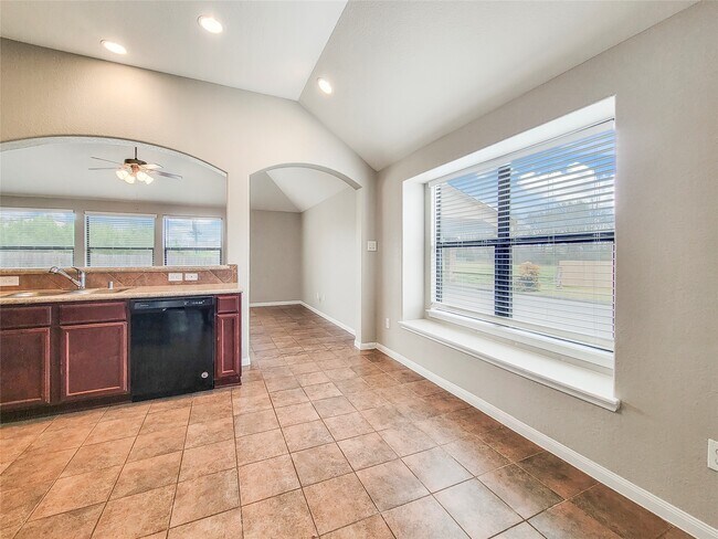 Foto del edificio - 18428 Sunrise Oaks Ct