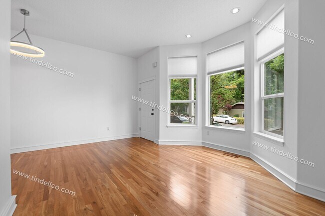 Foto del edificio - 3140 NE 103rd. Place