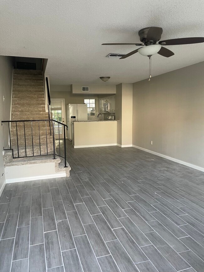 Foto del edificio - 11332 Grandville Dr