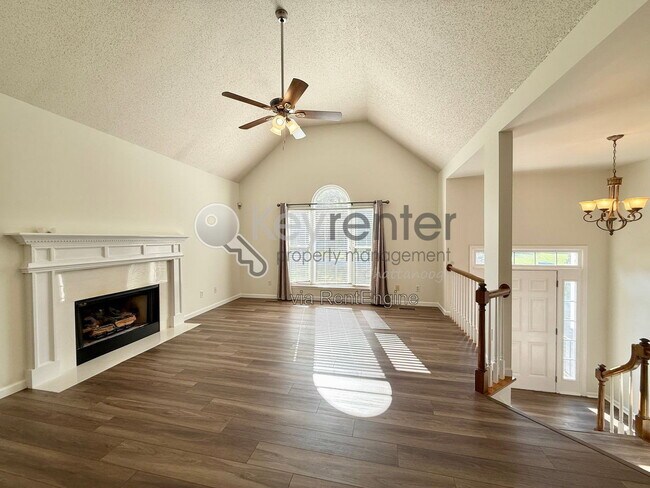Foto del edificio - 5515 Misty Valley Dr