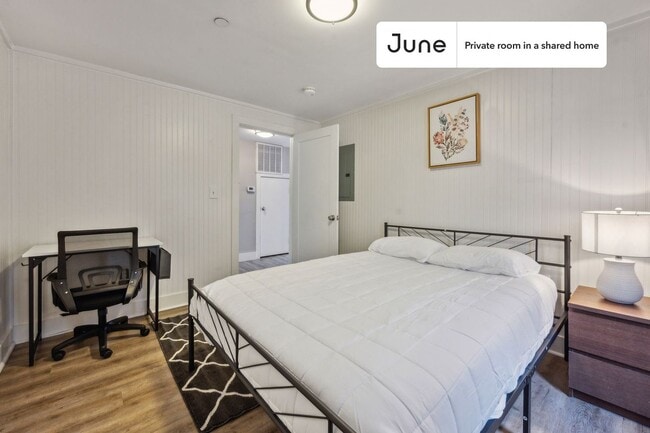 Building Photo - Room in Shared 4 bed/1.5 bath home