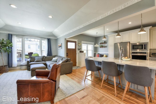 Building Photo - 4 br, 3 bath House - 237 Oxford Street
