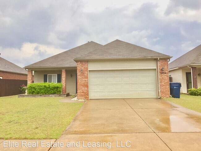 Building Photo - 3 br, 2 bath House - 6904 FREEDOM AVENUE