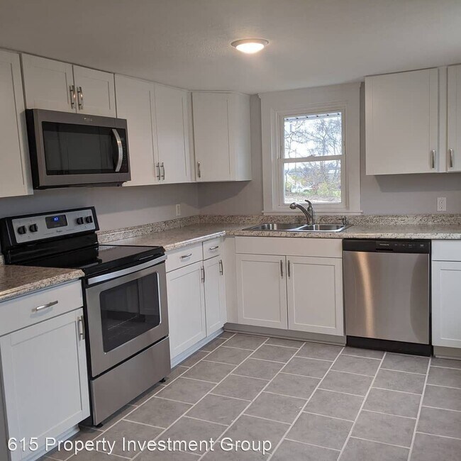 Building Photo - 2 br, 1 bath House - 427 Demoss