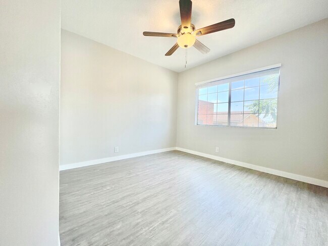 Building Photo - 2826 E Cesar E Chavez Ave