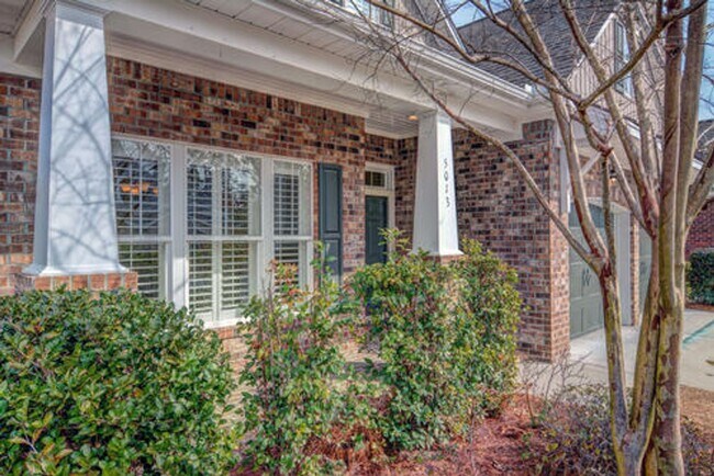 Building Photo - 4BD Spacious Brick Home in Holly Glen, Hol...