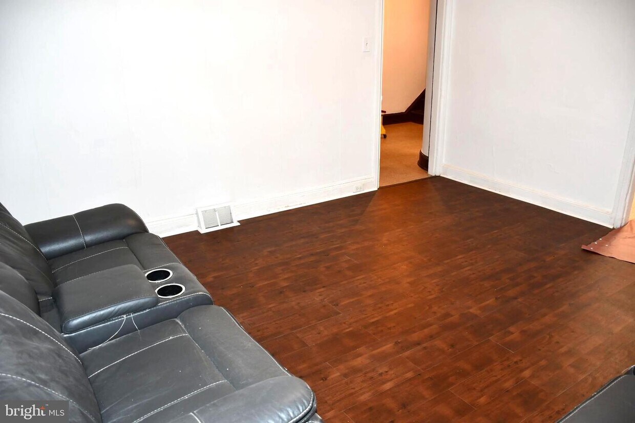 Foto principal - 1202 Adams Ave