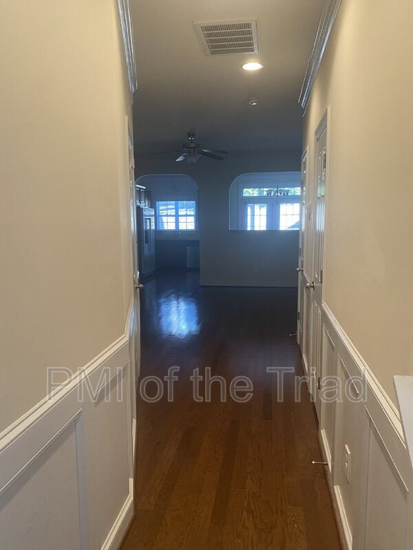 Building Photo - 1078 Richmond Park Dr