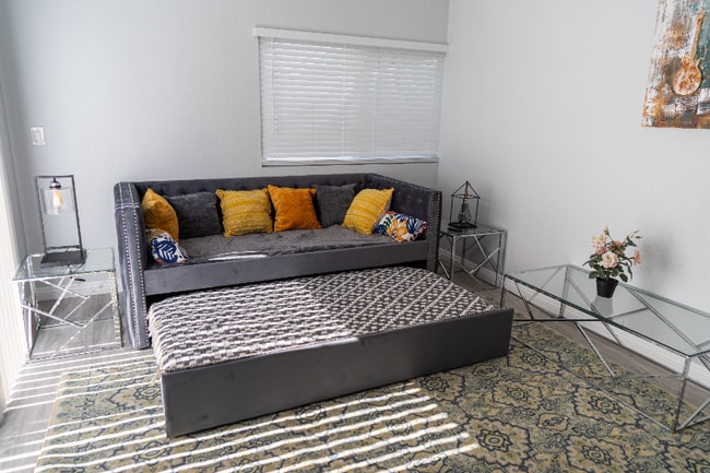 Photo - 1507 S Roosevelt Ave House