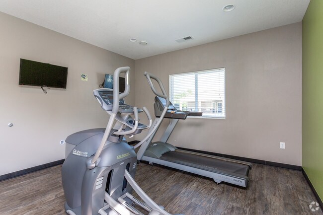 gimnasio abierto las 24 horas - Walnut Lake